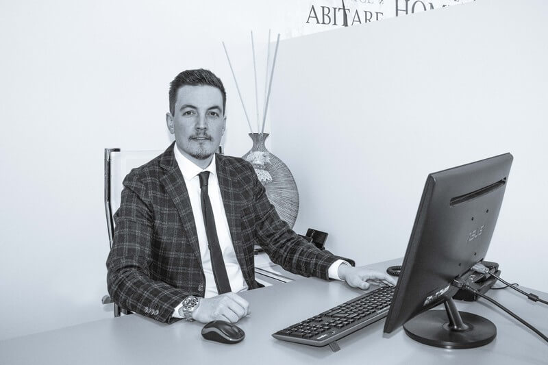 Dott. Luca Bellamoli Office Manager