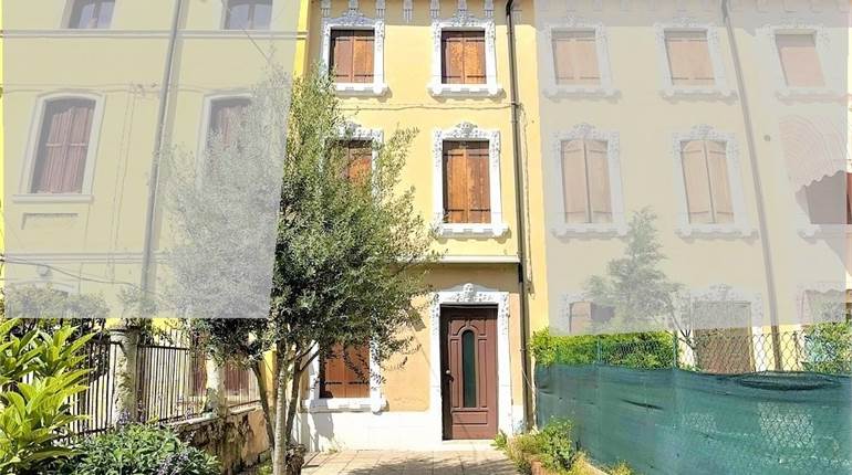 House of Character for sale in Soave