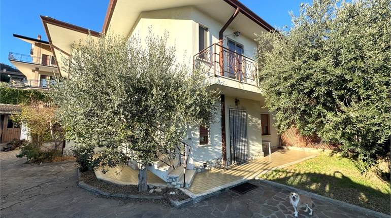 Apartment for sale in Montecchia di Crosara