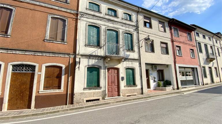 House of Character for sale in Gambellara