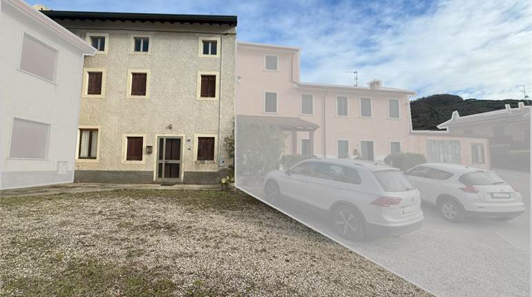House of Character for sale in Roncà