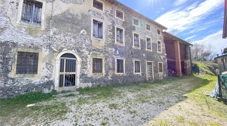 House of Character for sale in Roncà